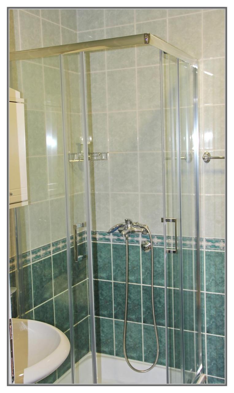 Apartment Libra Novi Sad Esterno foto