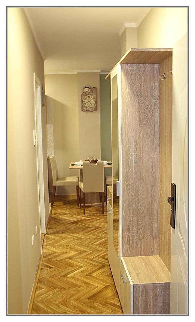 Apartment Libra Novi Sad Esterno foto