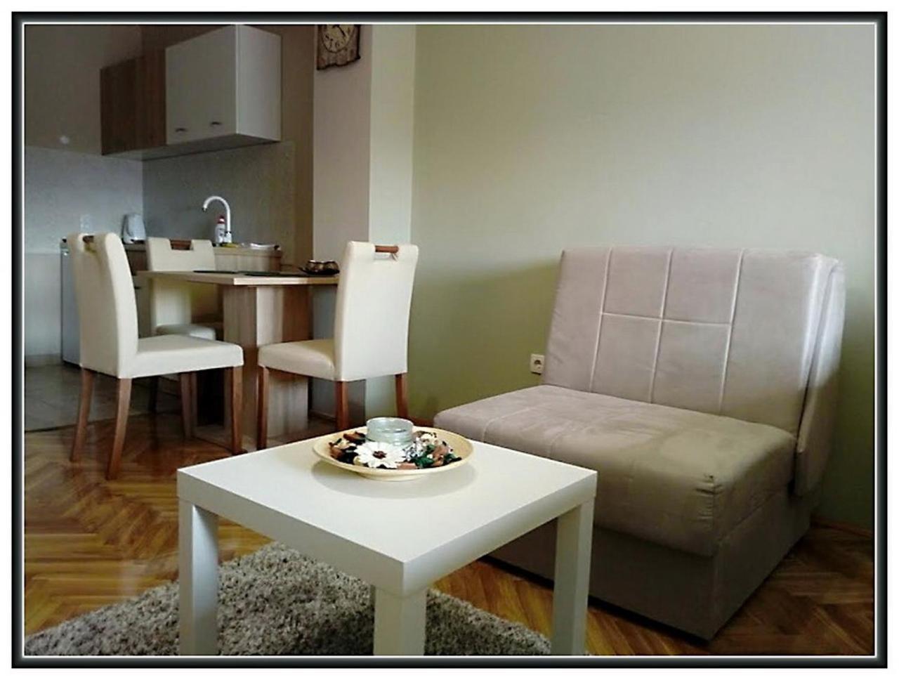 Apartment Libra Novi Sad Esterno foto